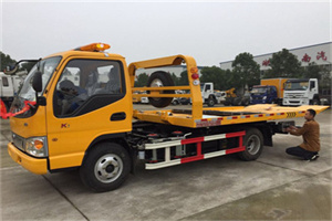 淄博哪里有拖车服务